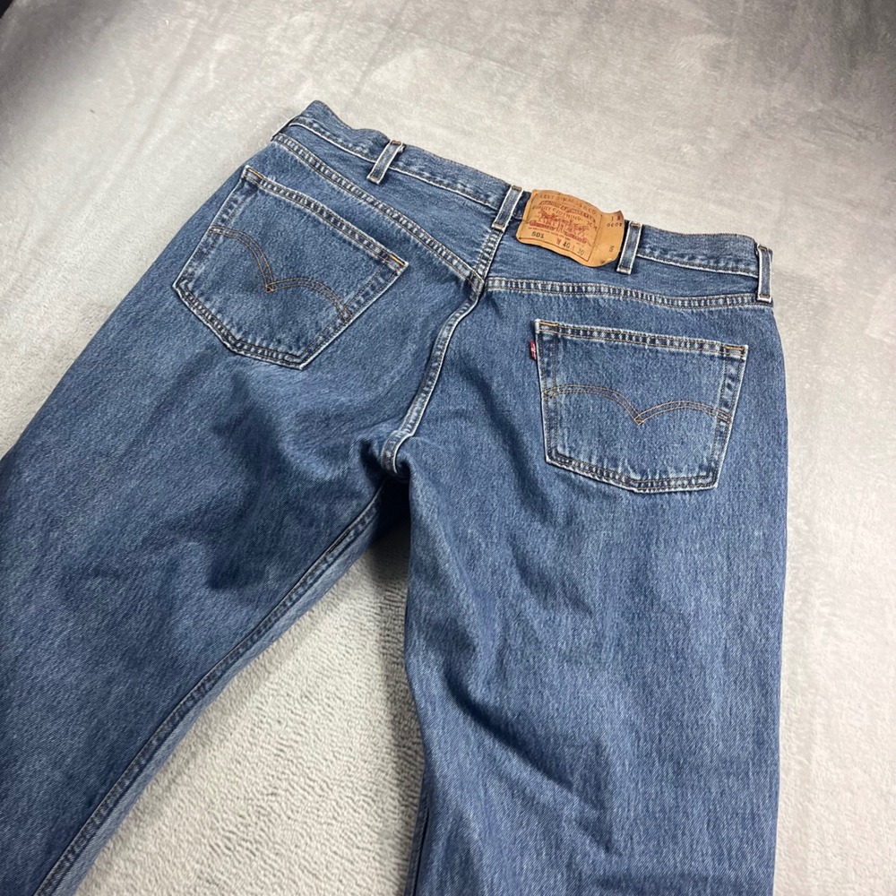Levis 501 Jeans Mens 40x30 Blue Denim Straight Leg Button Fly Vintage 2002 Y2K - Picture 13 of 14